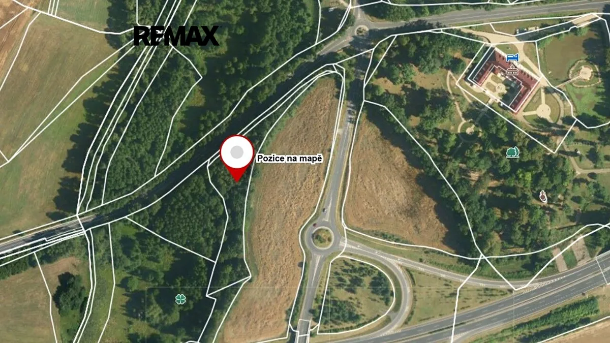 Prodej pozemku 5839 m²